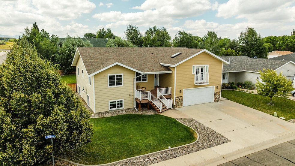 For Sale $640,000