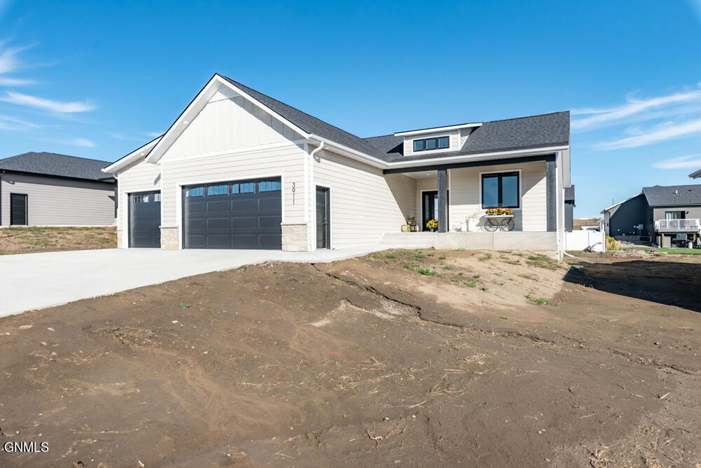 3911 Nickel St MLS-1