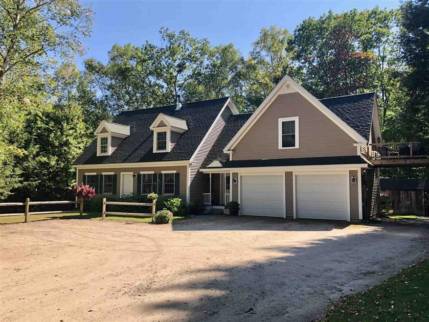 364 Daniel Webster Hwy, North Woodstock, NH 03262 - photo 1