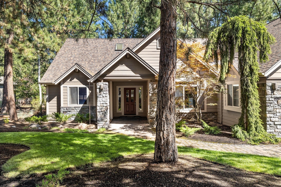 2777 NW Champion Cir, Bend, OR 97701 - photo 1