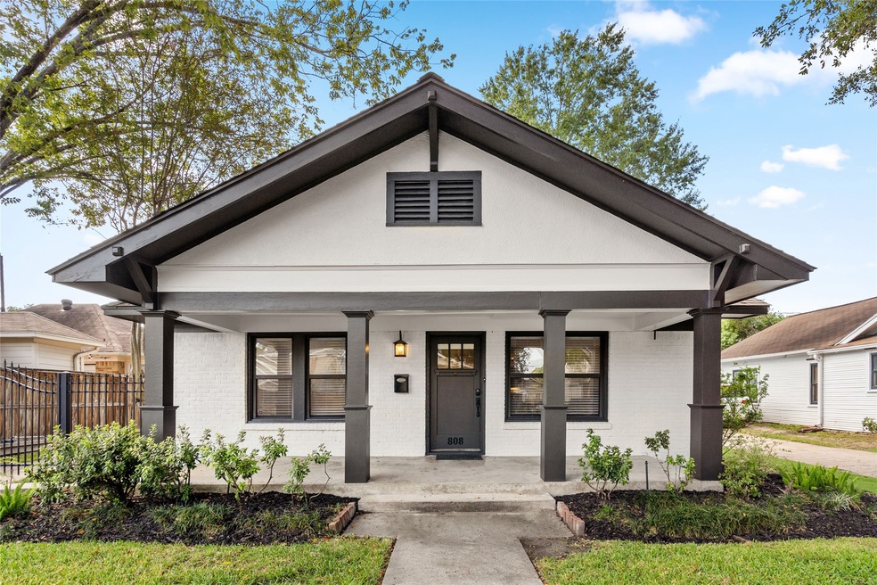 808 W Melwood St, Houston, TX 77009 - photo 1