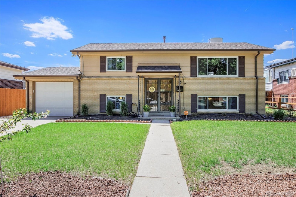 3065 Zion St, Aurora, CO 80011 - photo 1