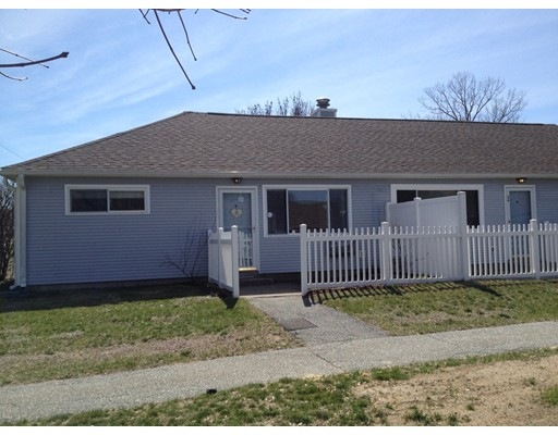 28 Fredette St unit 28, Chicopee, MA 01022 - photo 1