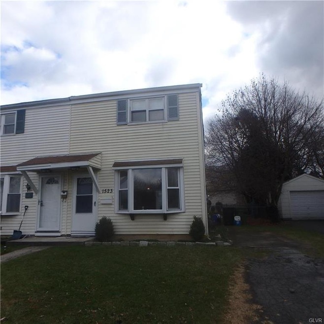 1523 Valley Rd, Bethlehem, PA 18018 - photo 1