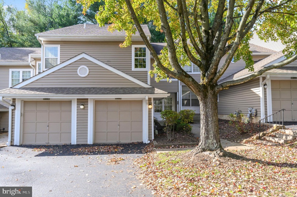 213 Nottingham Ct unit 213, Glen Mills, PA 19342 - photo 1
