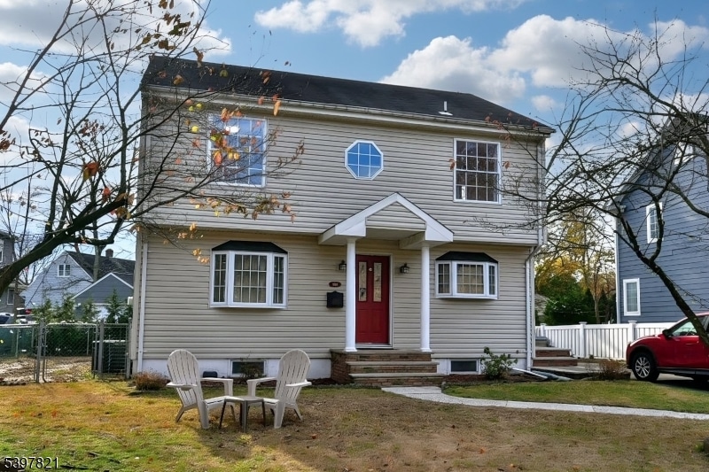 660 Arcadia Rd, Ridgewood, NJ 07450 - photo 1