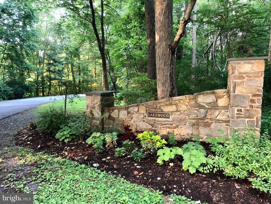 21 Lakewood Dr, Kirkwood, PA 17536 - photo 1