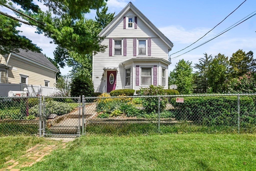 34 Albert St, Brockton, MA 02302 - photo 1