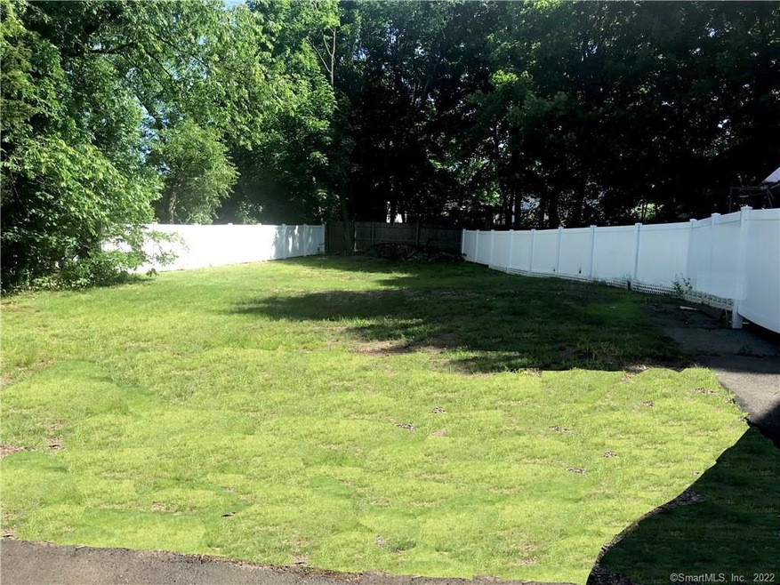 77 1/2 Broad St, Norwalk, CT 06850 - photo 1