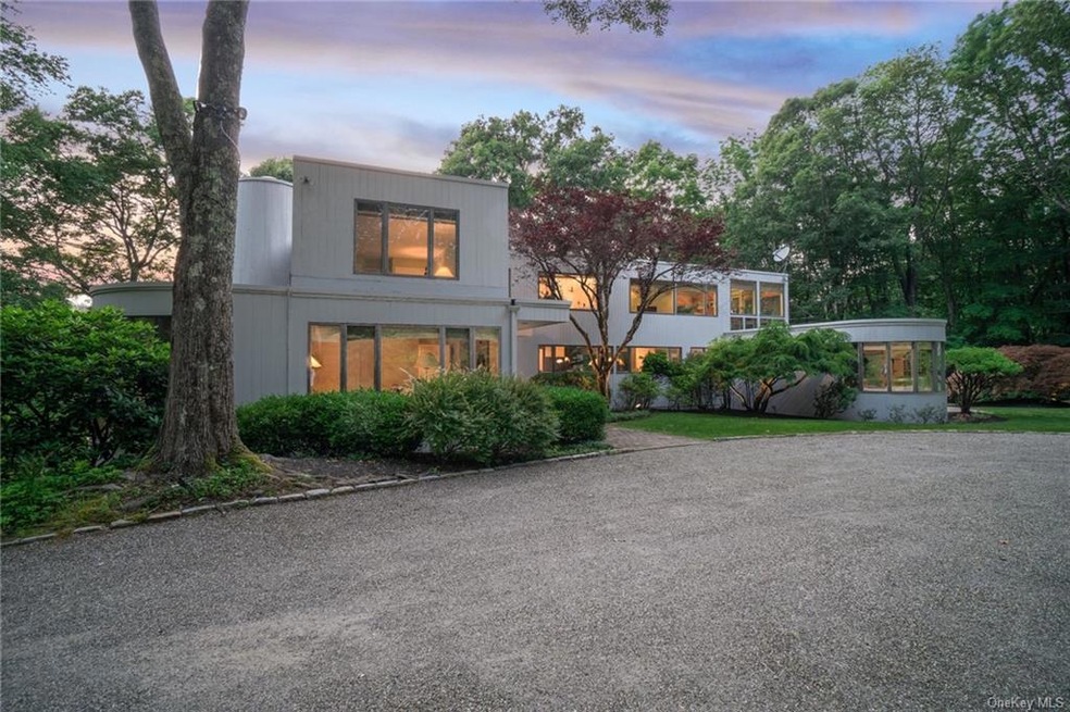 19 Fox Run Rd, Pound Ridge, NY 10576 - photo 1