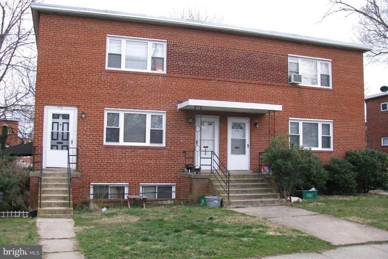 902 8th St, Laurel, MD 20707 - photo 1