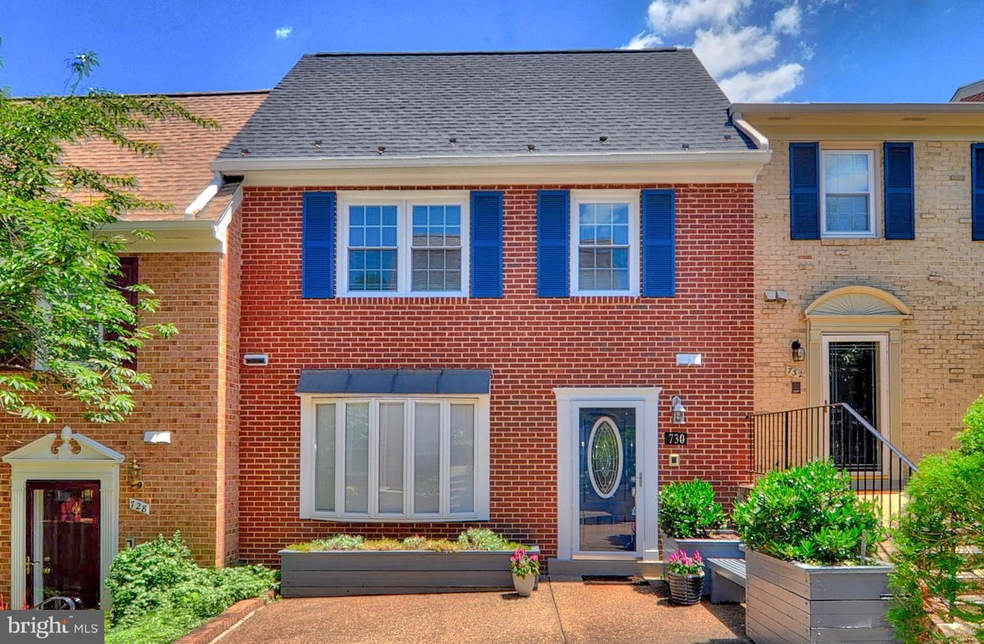 730 N Armistead St, Alexandria, VA 22312 - photo 1