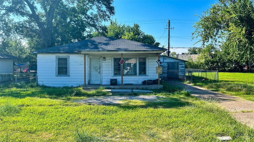 2814 Hitchcock St, Houston, TX 77093 - photo 1