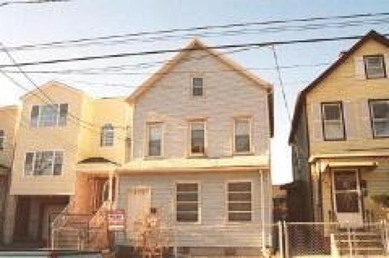 318 S Park St, Elizabethport, NJ 07206 - photo 1