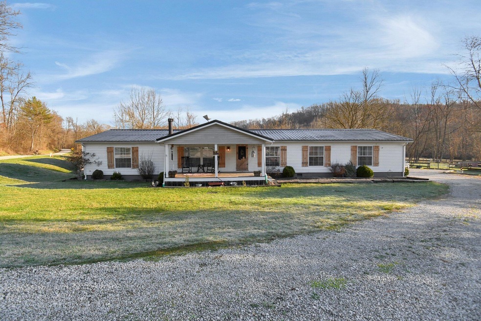 10728 Payne Rd, New Straitsville, OH 43766 - photo 1