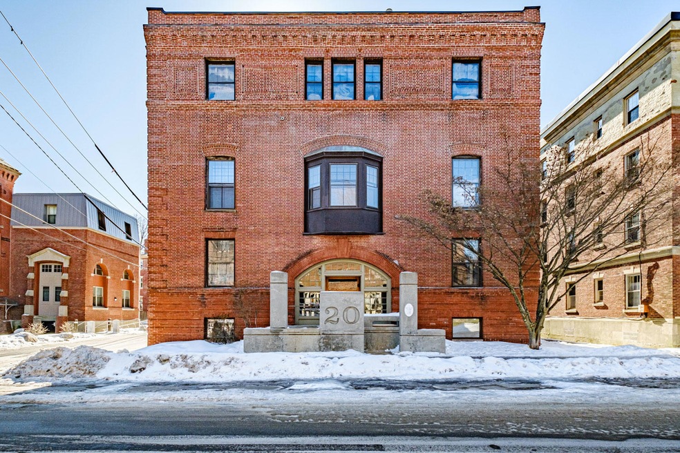 20 West St. Exterior