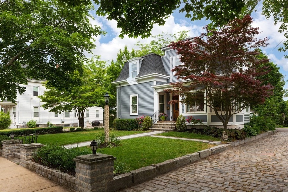 110 Putnam St, Quincy, MA 02169 - photo 1