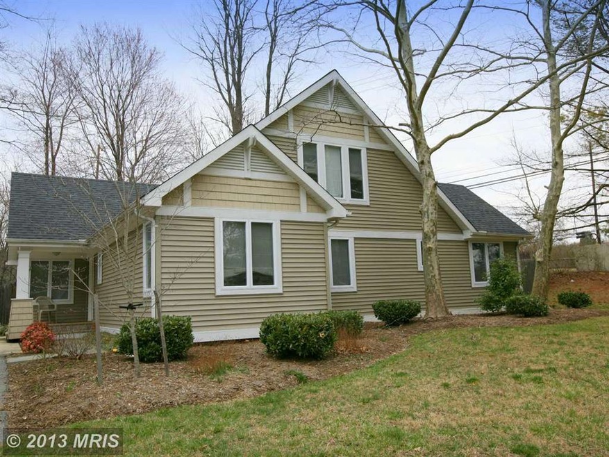 11501 Cherry Grove Dr, North Potomac, MD 20878 - photo 1