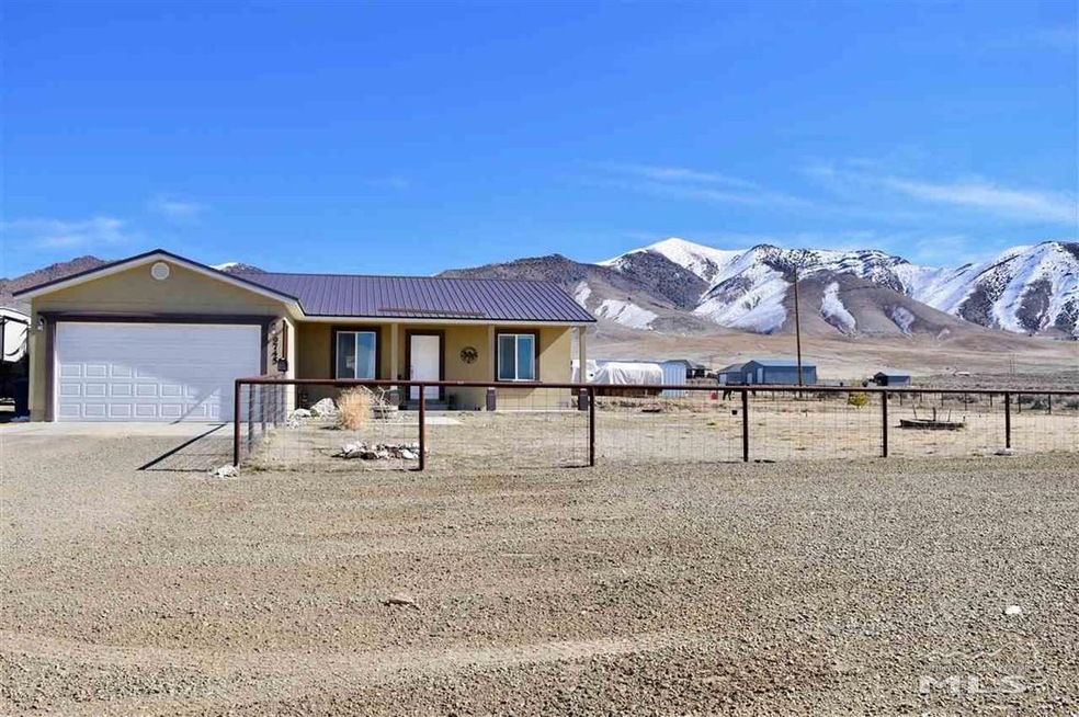 9745 Zaring Ave, Winnemucca, NV 89445 - photo 1