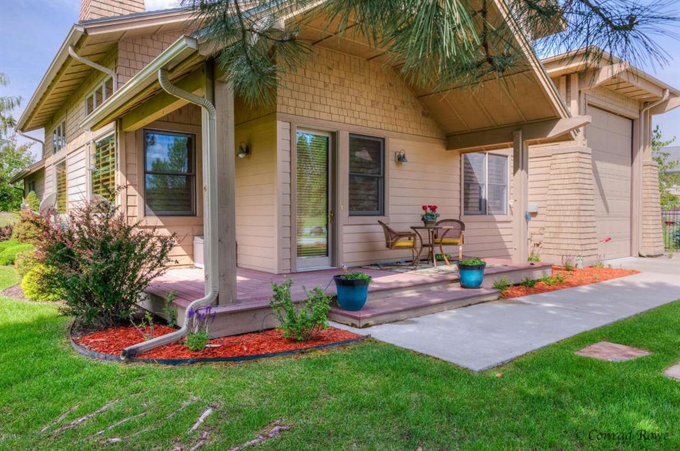 204 Harbor Dr, Bigfork, MT 59911 - photo 1