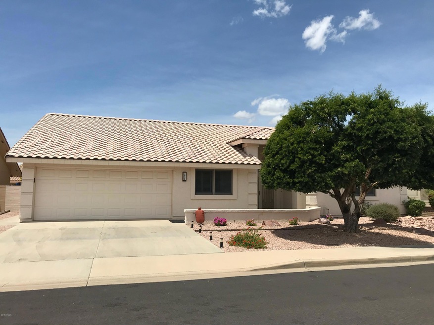 2630 S Honeysuckle Cir, Mesa, AZ 85209 - photo 1