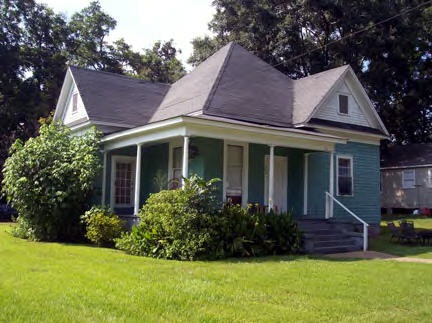 216 S 5th St, McComb, MS 39648 - photo 1