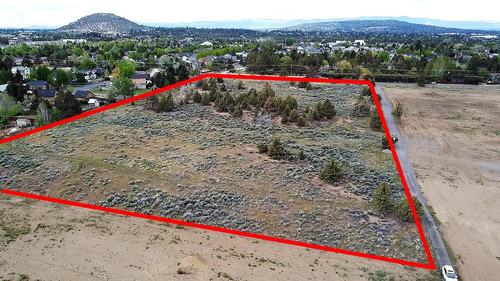 62700 Eagle Rd, Bend, OR 97701 - photo 1