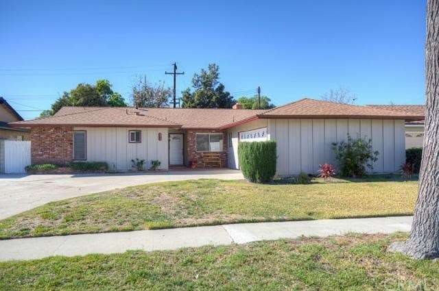 Traditional Ranch style home with used Brick