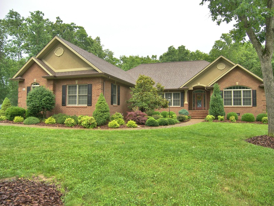264 Ridgeline Dr, Crossville, TN 38571 - photo 1