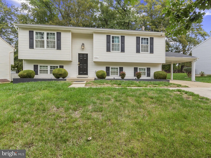 2007 Robert Bowie Dr, Upper Marlboro, MD 20774 - photo 1