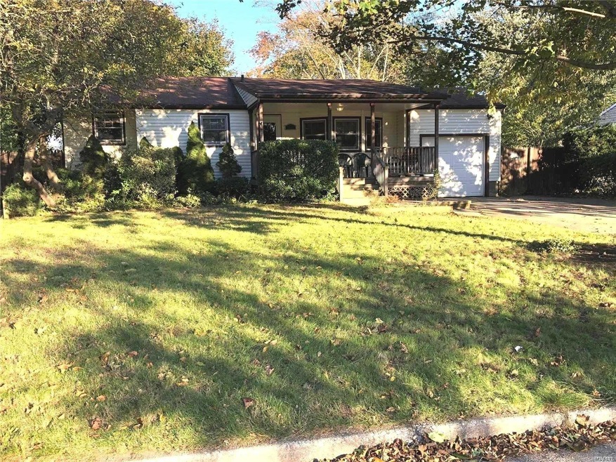 3111 Newport Ave, Medford, NY 11763 - photo 1