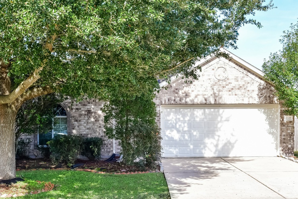 3419 Cypress Landing Ct, Rosenberg, TX 77471 - photo 1
