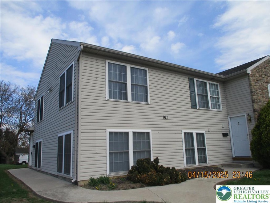 921 W Juniata St unit 1, Allentown, PA 18103 - photo 1