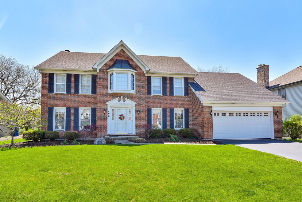 400 Bluegrass Dr, Wheaton, IL 60189 - photo 1