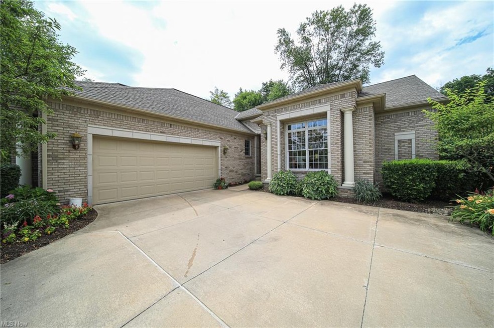 145 Brighton Dr unit 86, Aurora, OH 44202 - photo 1