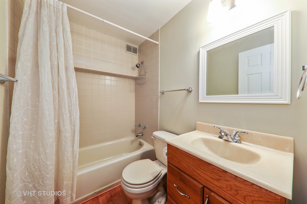 436 E Church St, Elmhurst, IL 60126 - photo 1