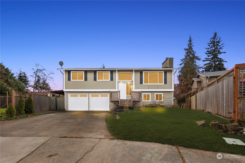 832 117th St SW, Everett, WA 98204 - photo 1