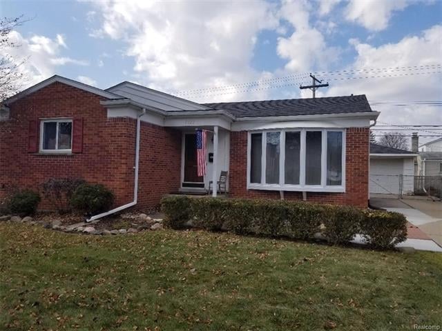 7827 Amboy Street,fall