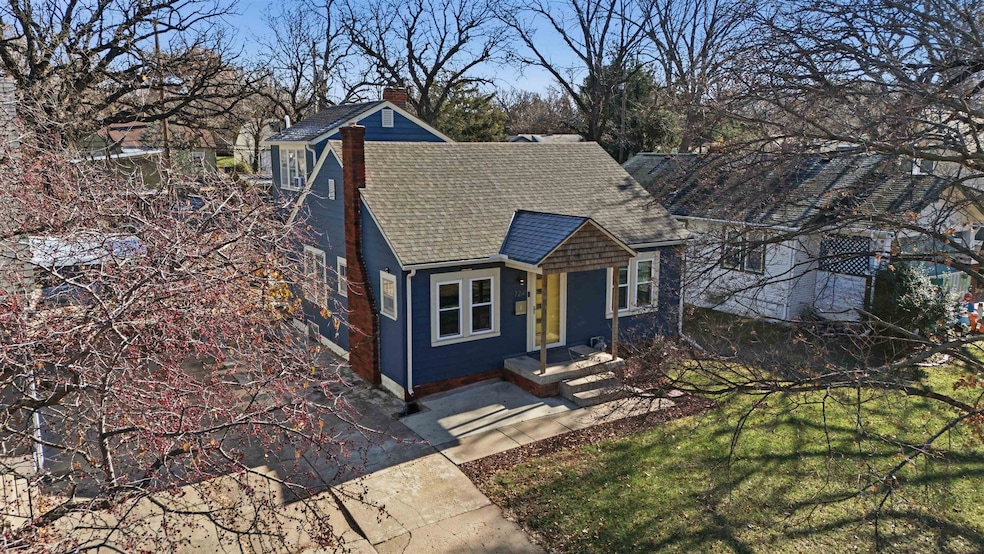 724 S Holyoke St, Wichita, KS 67218 - photo 1