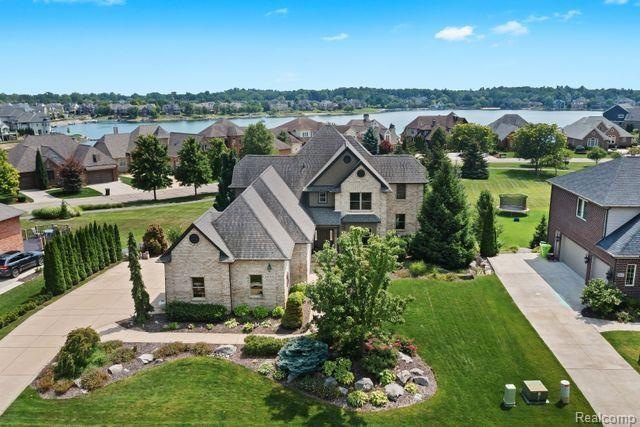 Welcome to 10511 Stoney Point!