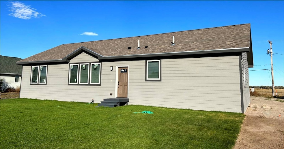 1512 T St, Bridgeport, NE 69336 - photo 1