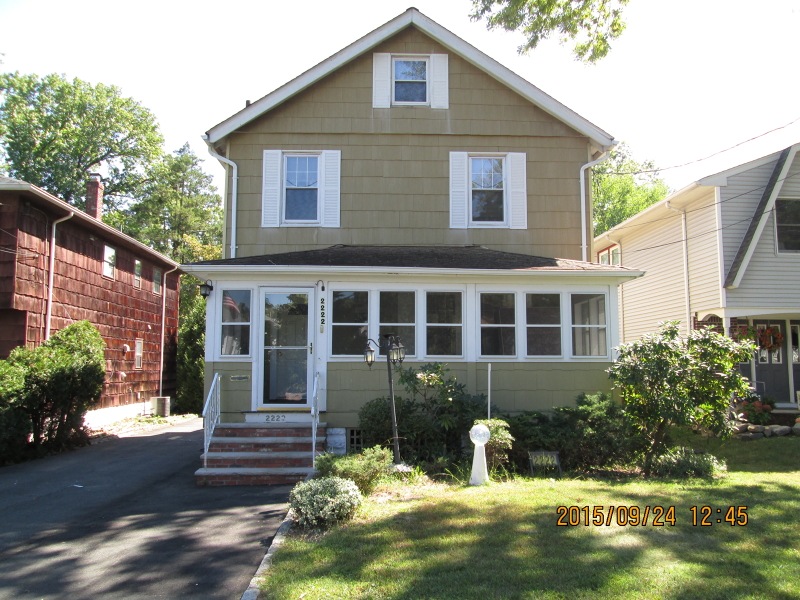 2220 Algonquin Dr, Scotch Plains, NJ 07076 - photo 1