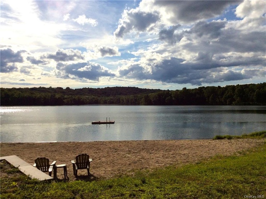 0 Farmingdale Rd unit H6111374, Blooming Grove, NY 10914 - photo 1