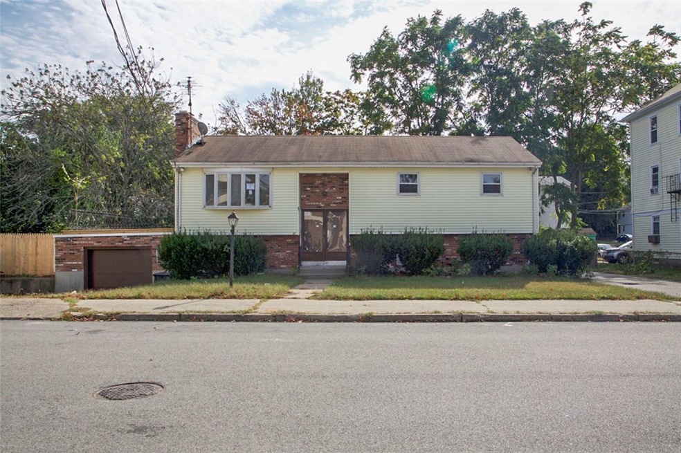 40 School St, Central Falls, RI 02863 - photo 1