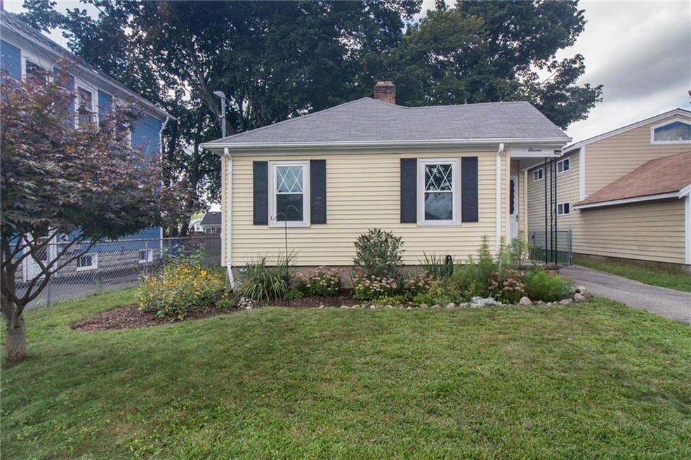 11 Buckthorne Ave, Riverside, RI 02915 - photo 1