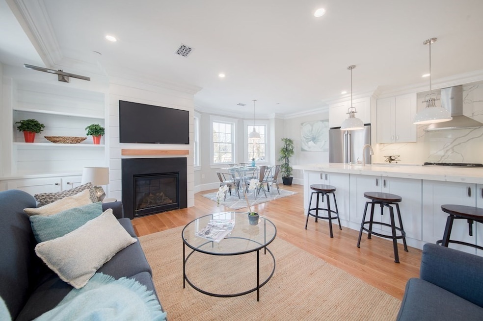 144 Highland Ave unit PH, Somerville, MA 02143 - photo 1