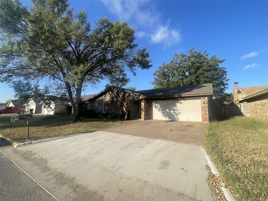 Pending $190,000 • Co-Listing Agent