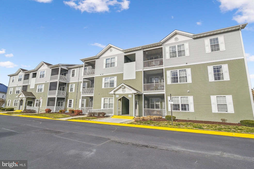 For Rent $1,700/month