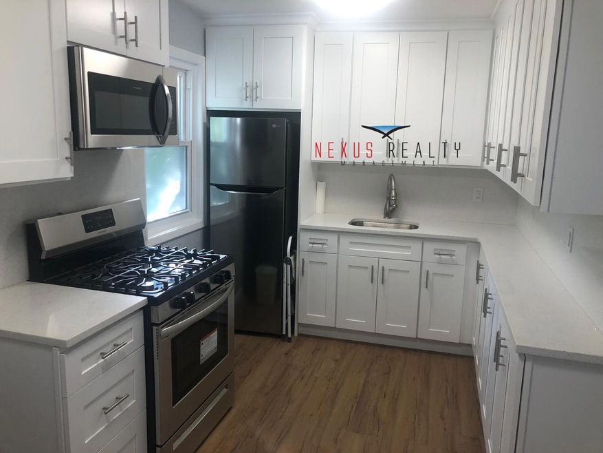 unlisted-address, New York City, NY 11105 - photo 1