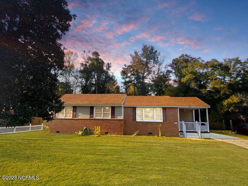 819 Barn St, Jacksonville, NC 28540 - photo 1